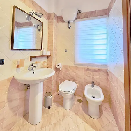 Deborah's House 펜션 에르콜라노